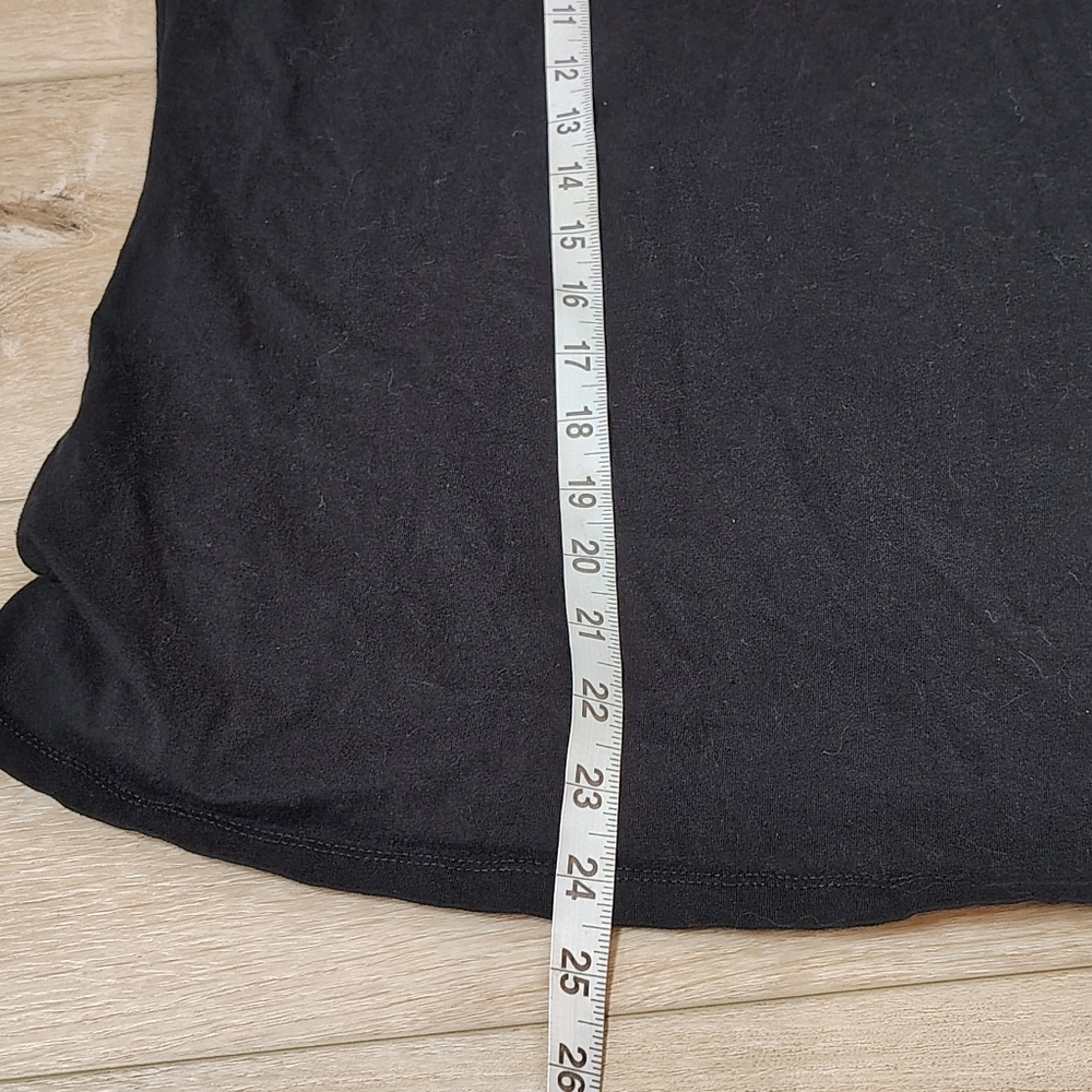 This Place Is A Zoo Women's Medium Black T-shirt Mom Wear Dog Mom Animal Mom - Picture 6 of 6
